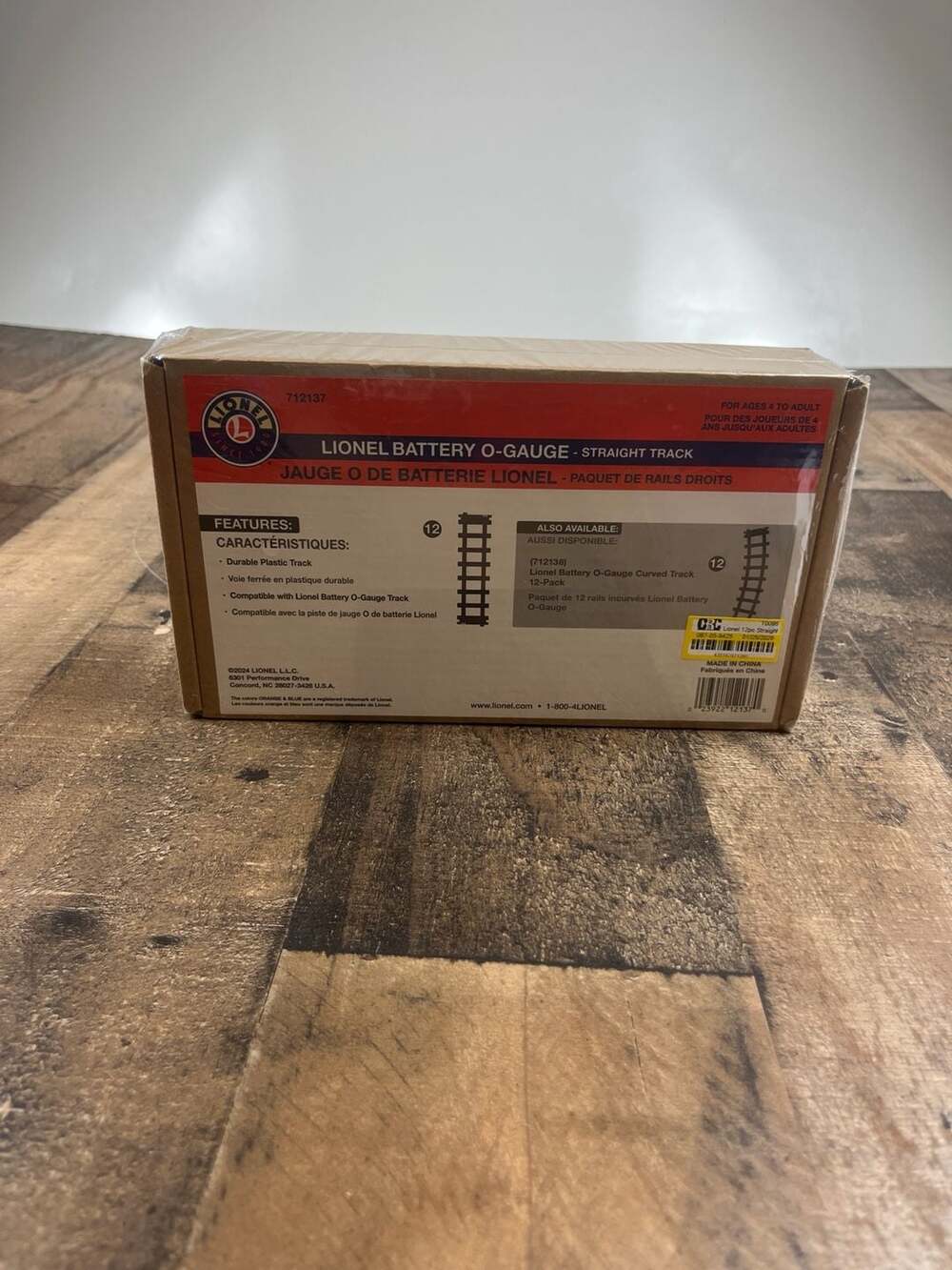 Lionel Battery O-Gauge 12-Piece Straight Track Pack (712137)